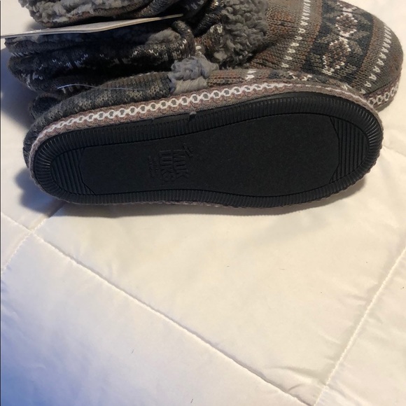 Slippers - Picture 5 of 6